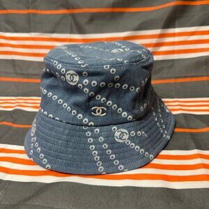 CHANEL bucket hat